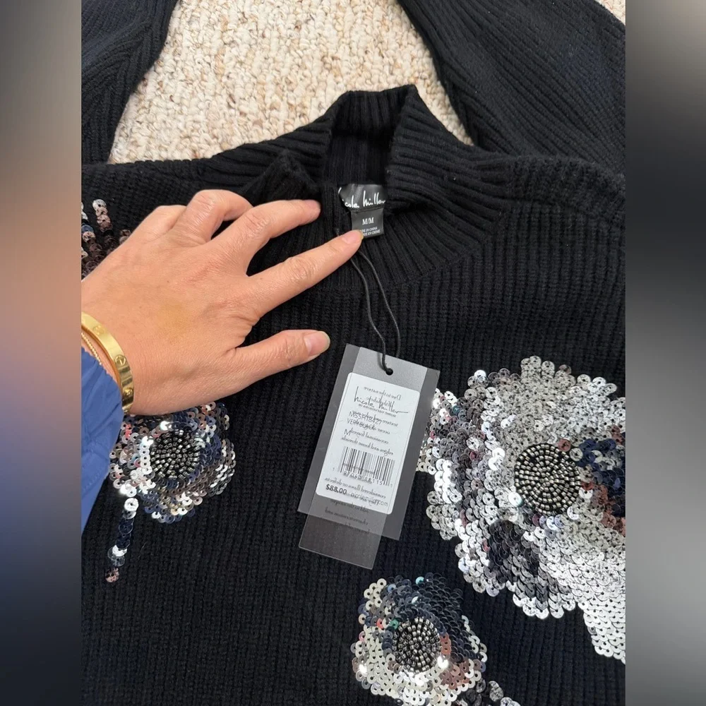Nicole Miller Black Turtleneck Sweater with Silver Sequin size M new with tag